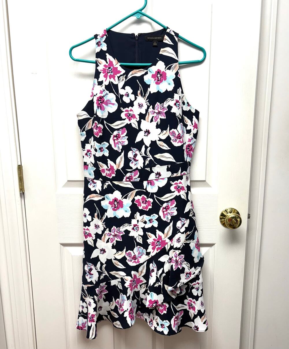 Banana Republic Dress, Fit Flare Sleeveless, Ruffle Wrap Hem, Floral, Size 4